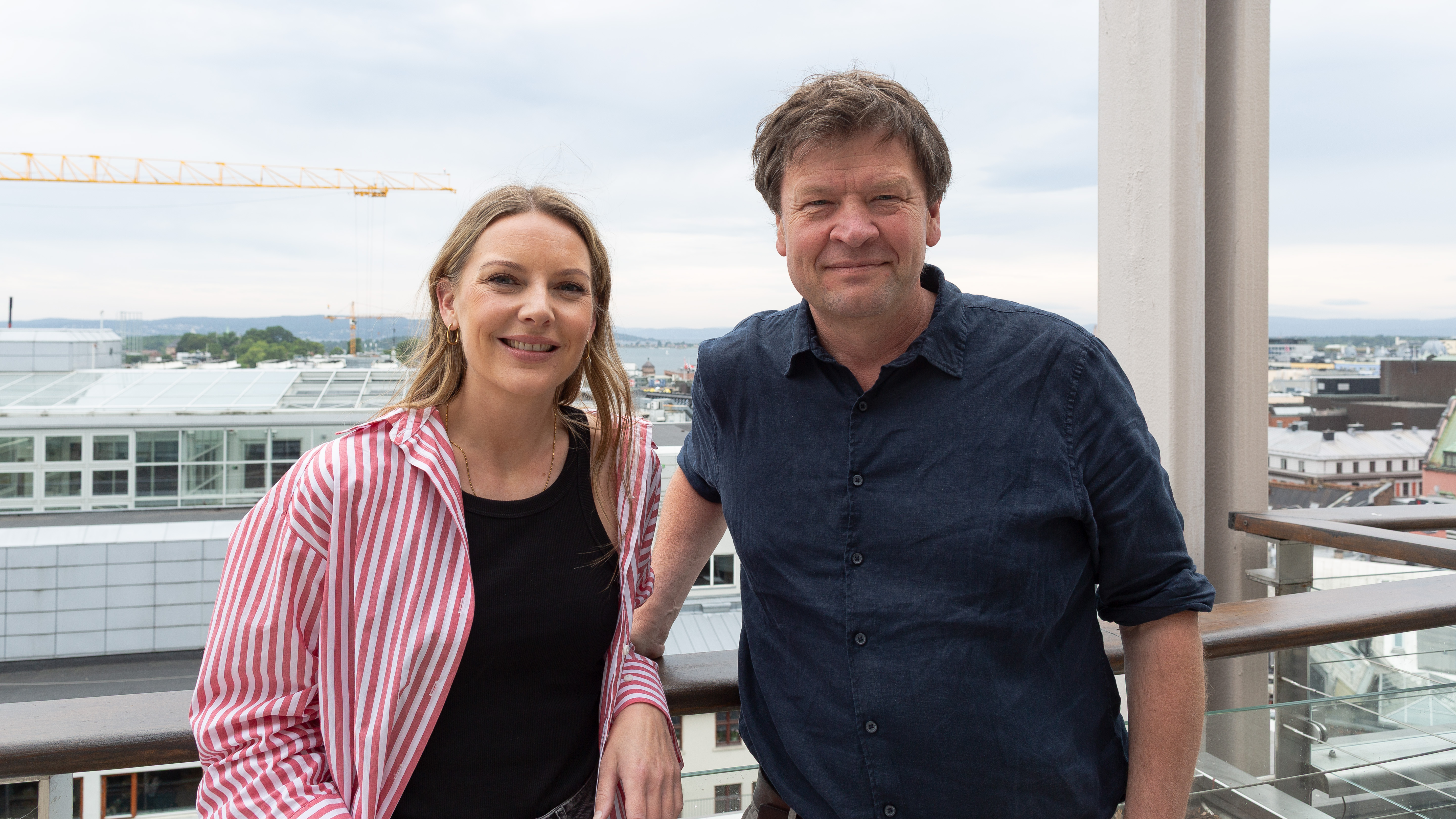 Advertising director Hanne Lohne i Schibsted og markedsdirektør Jo-Øystein Slinde i JCDecaux.