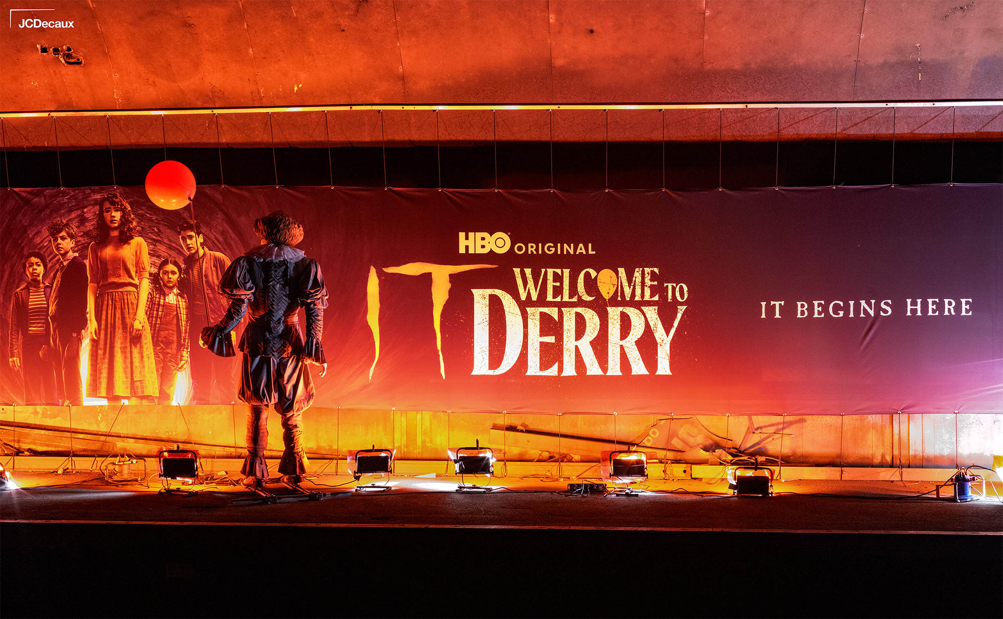 IT-Tbane-Valkyrien-6 Klovnen Pennywise på Valkyrien Stasjon perrong.