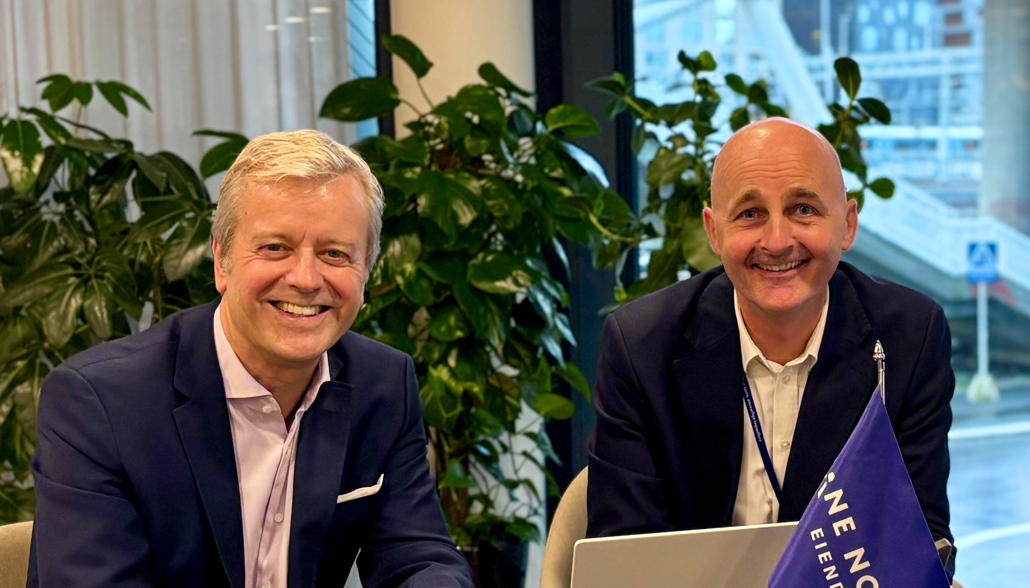 JCDecaux-BaneNor-Gisle-Holst-Roness-Morten-Stray-Floberhagen Gisle Holst Roness, administrerende direktør i JCDecaux og Morten Stray Floberhagen, Direktør Eiendomsforvaltning i Bane NOR Eiendom.