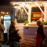 Foodtruck og smaksprøver på Øvre Torg til promotering av VIaplays nye serie, Smak & Ubehag.