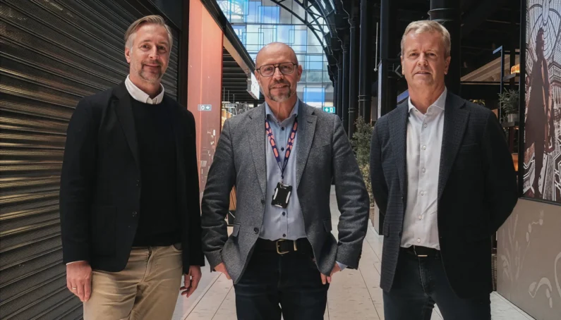Thomas Haave, Managing Director i Ocean Outdoor, Dennis Højland Nyegaard, CEO i Bauer Media Outdoor, Gisle Holst Roness, CEO i JCDecaux.